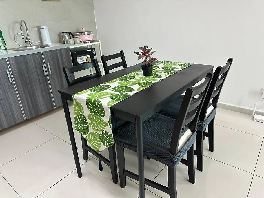 Apartment Superb Airport 2Br Suite# Straits Intl# Msgchair Bayan Lepas