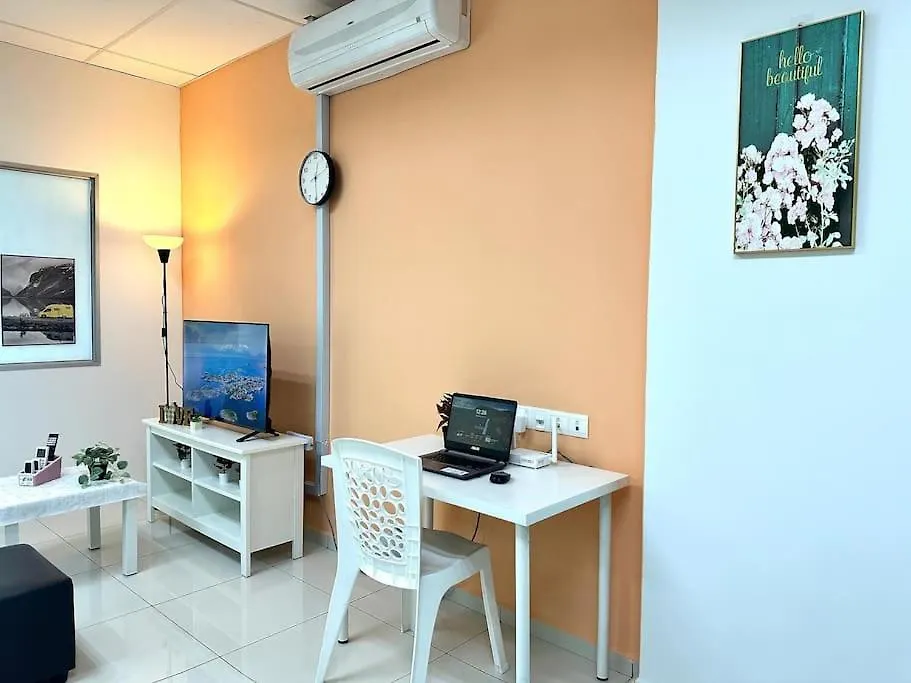 Superb Airport 2Br Suite# Straits Intl# Msgchair Bayan Lepas Apartment